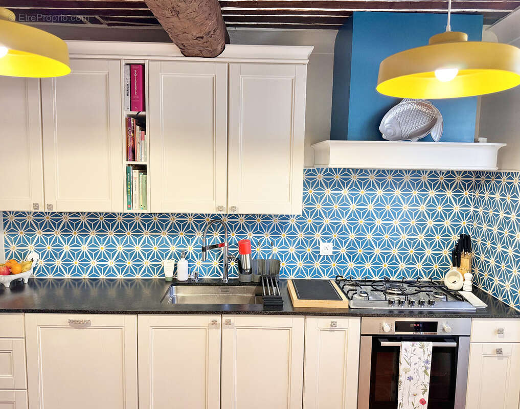 Maison à SAINT-CEZAIRE-SUR-SIAGNE