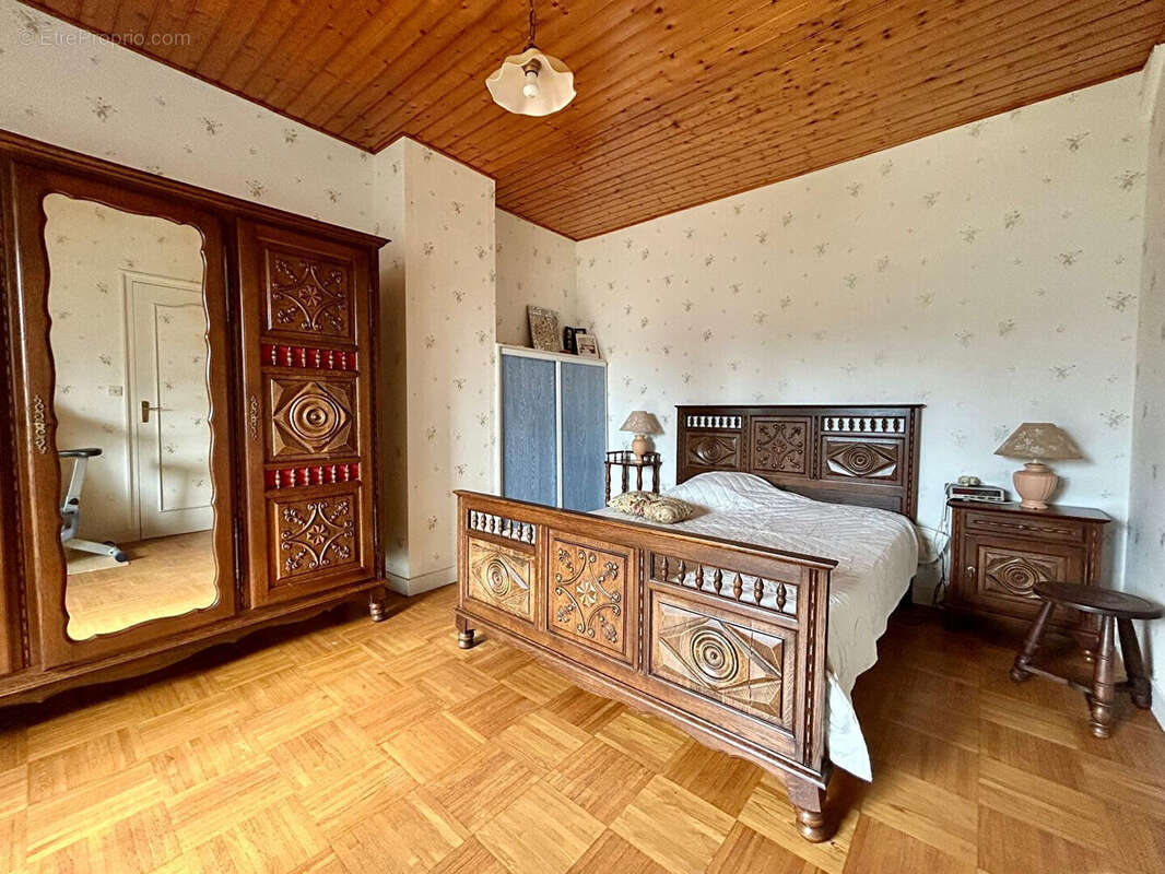 Maison à PLOUIGNEAU