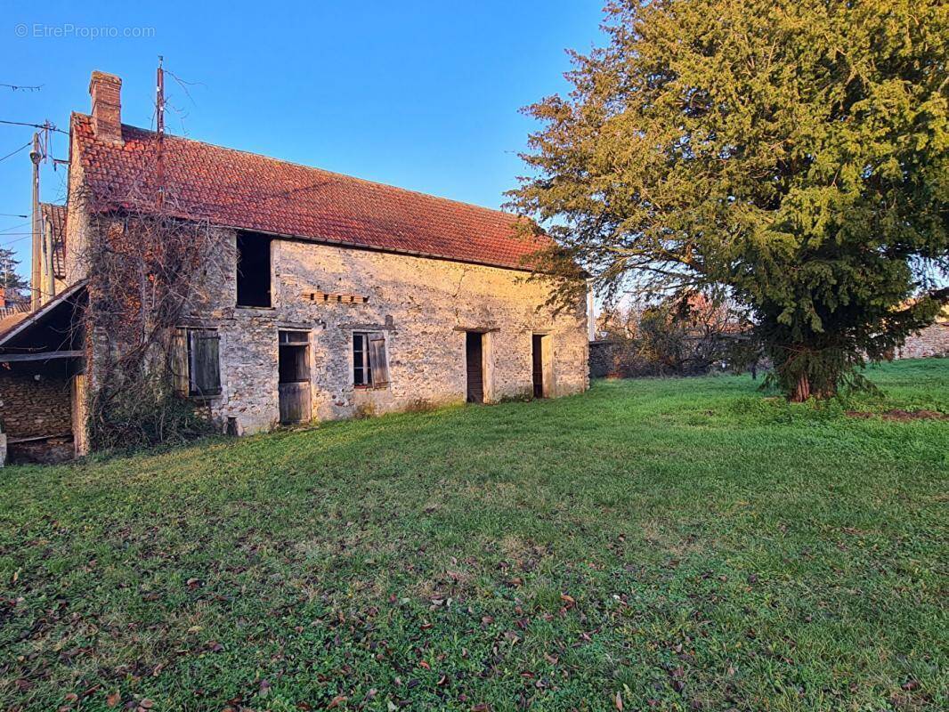 Maison à LA HEUNIERE