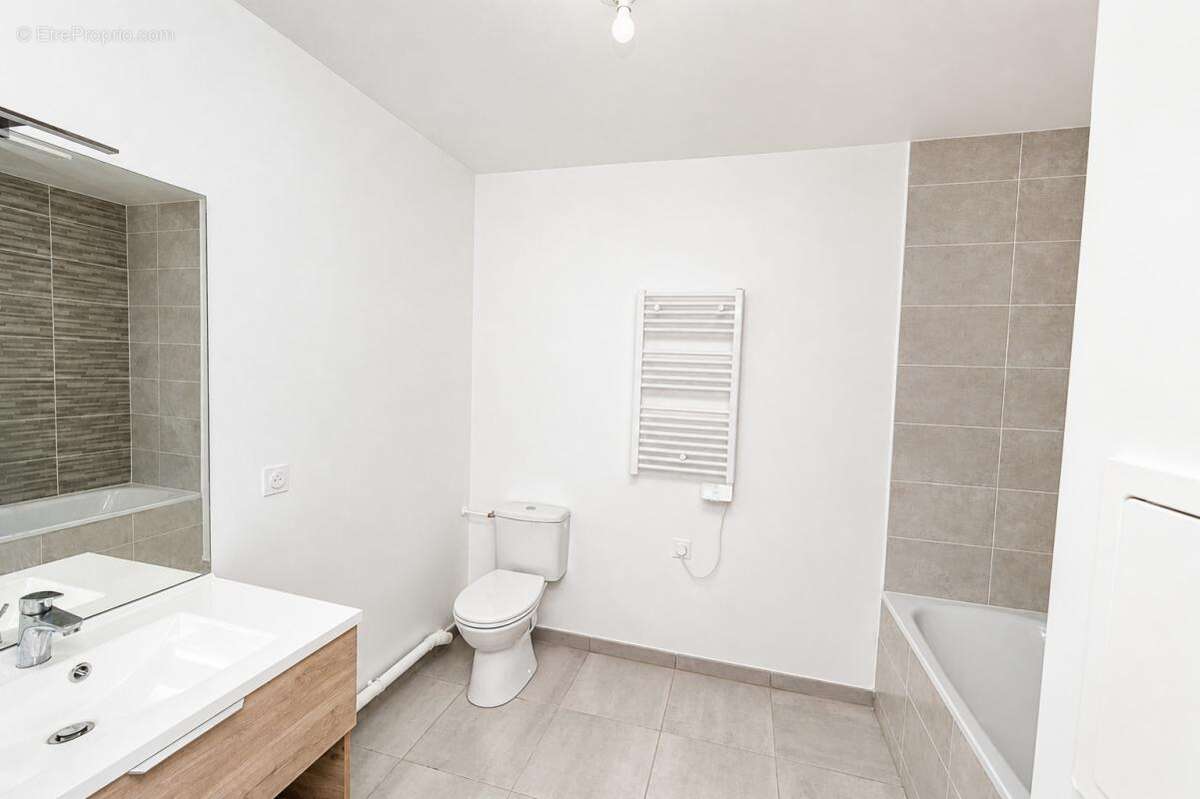 Appartement à NANTERRE