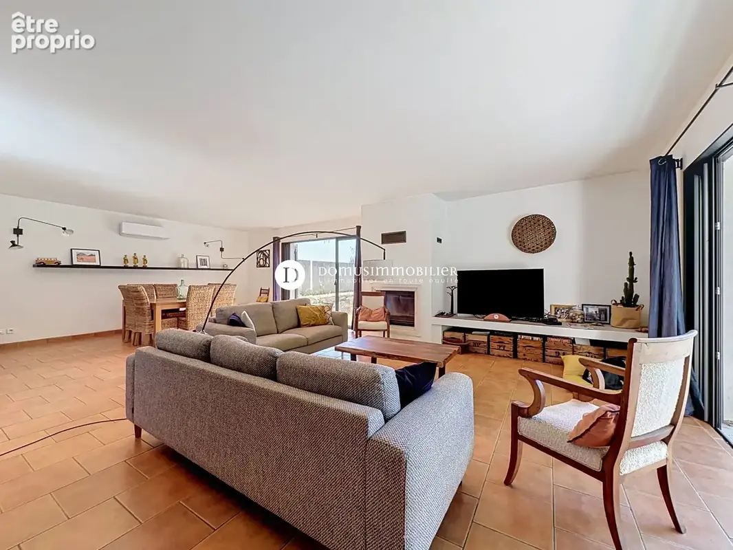 Maison 6 pièces 246 m² à vendre à Le Pontet (84130) - photo 5