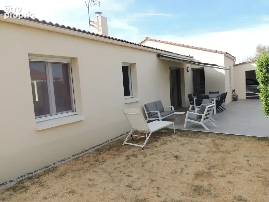 Maison à LES BROUZILS