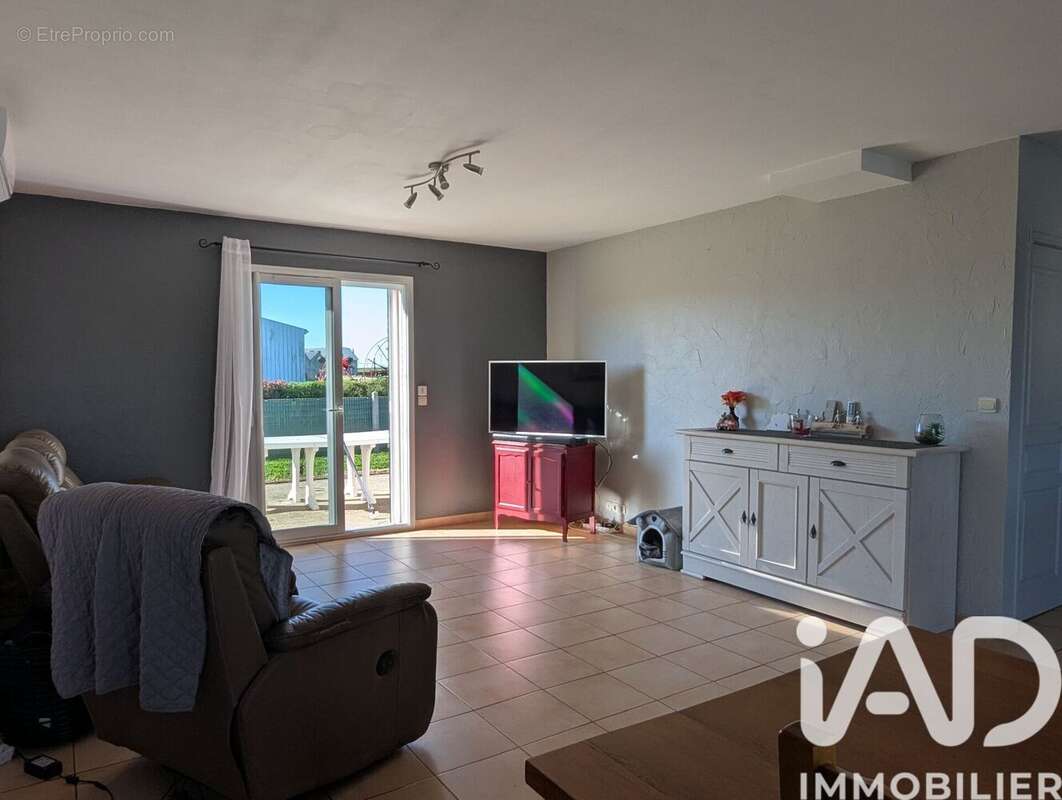 Maison 136 m² à Pas-De-Jeu  - photo 3