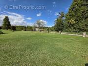 Terrain à MERCY-LE-BAS