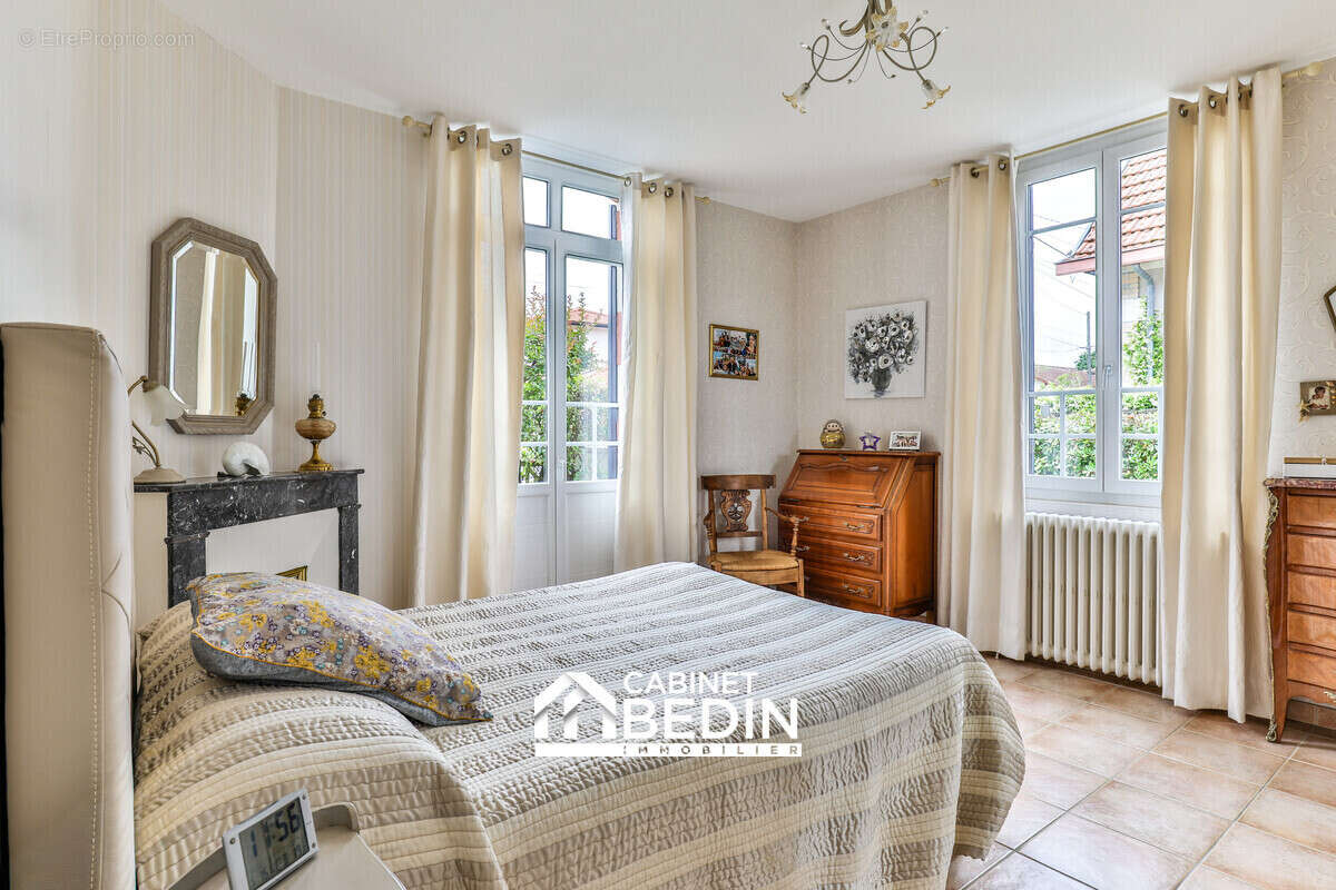 Maison 108 m² à Gujan-Mestras  - photo 8