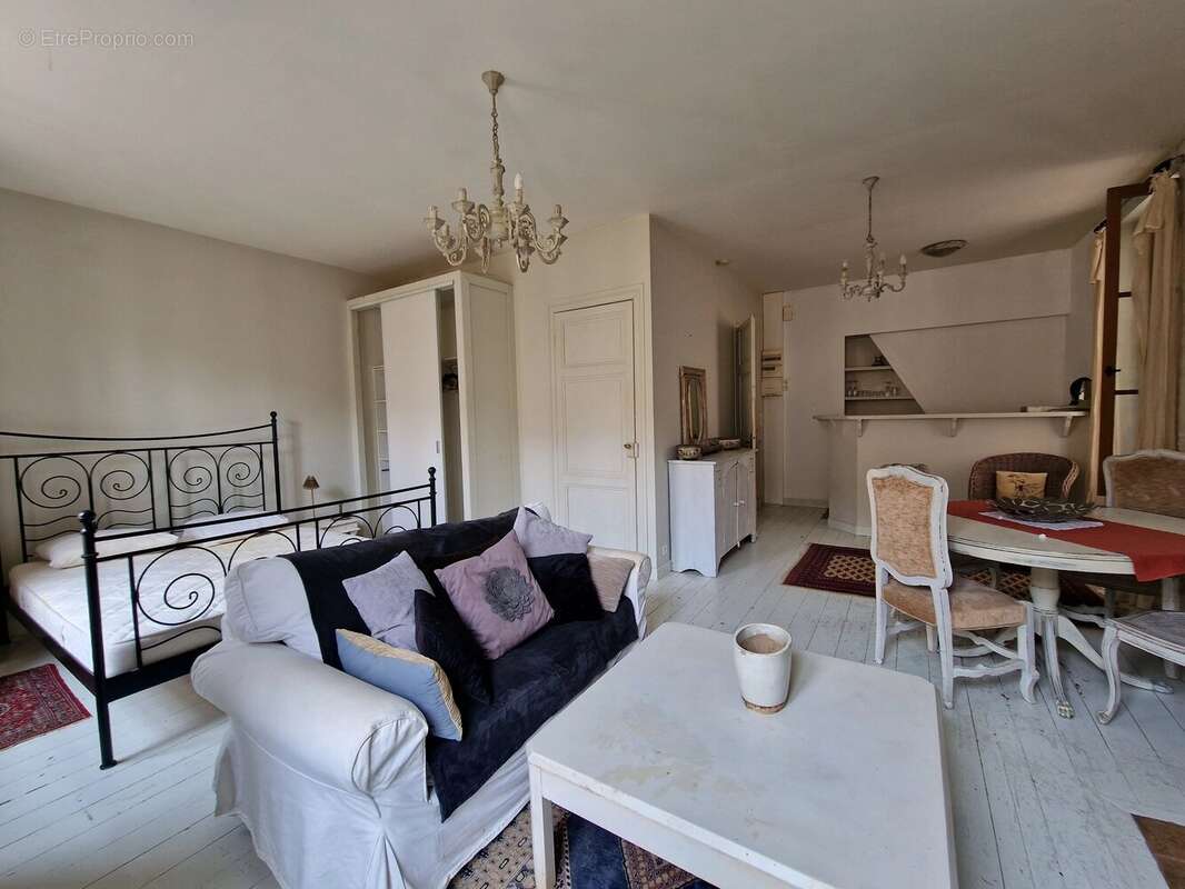 Maison à EYMET