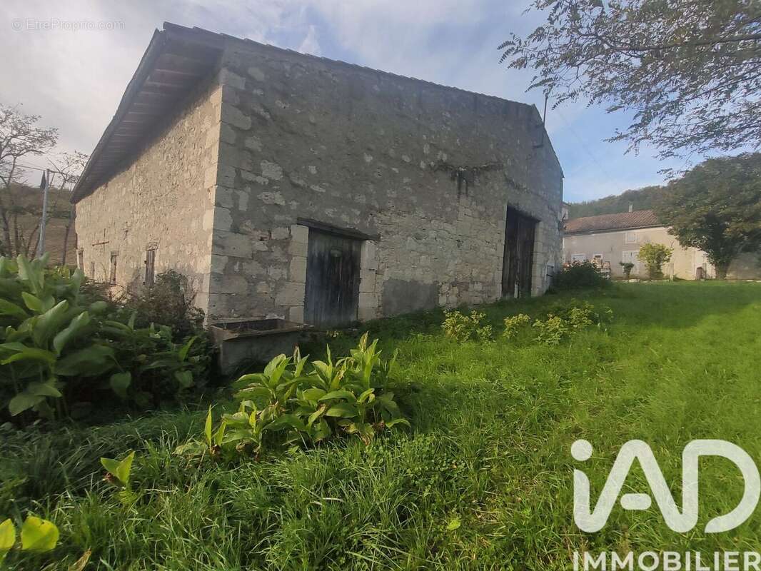 Photo 2 - Maison à CASTELCULIER