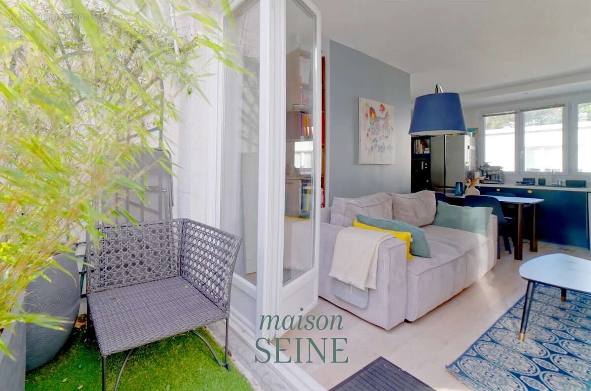 Appartement à NEUILLY-SUR-SEINE