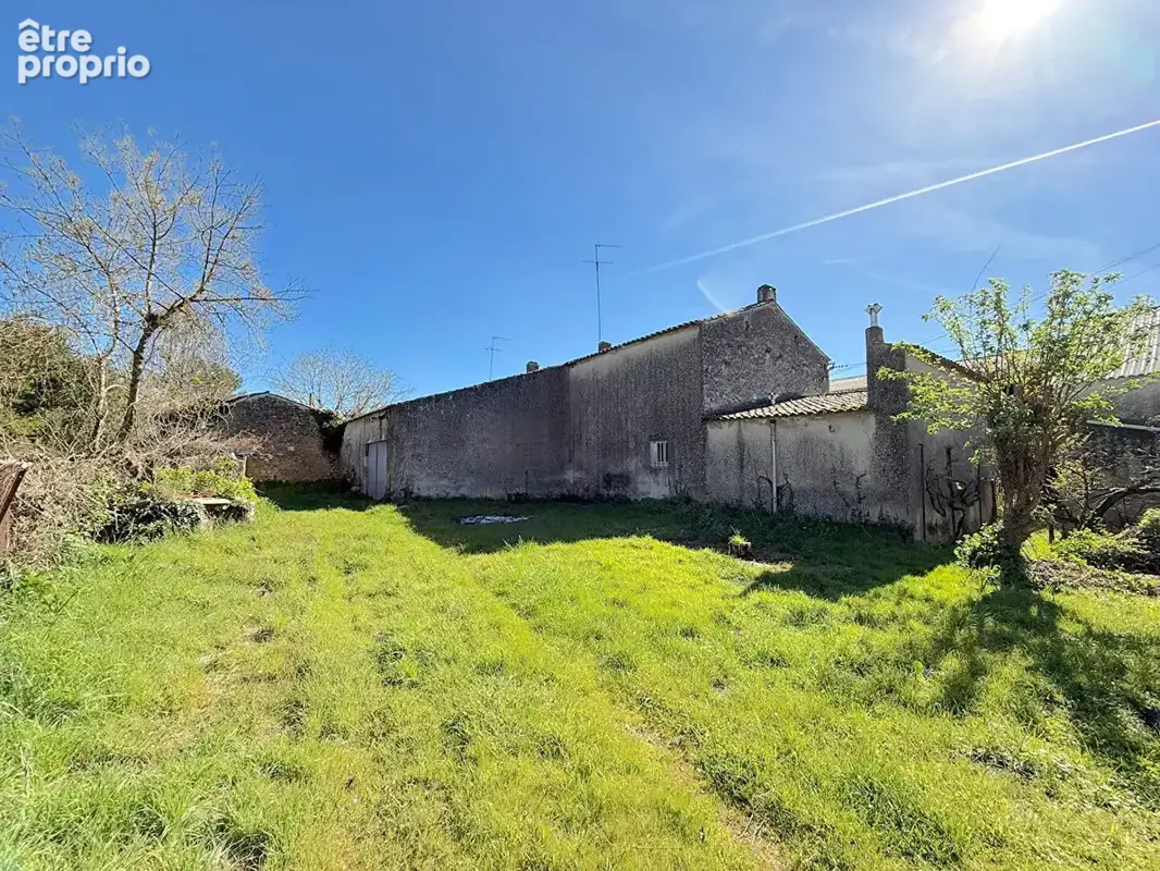 A vendre maison en pierre avec jardin et garage - secteur blaye - cartelegues - photo 2