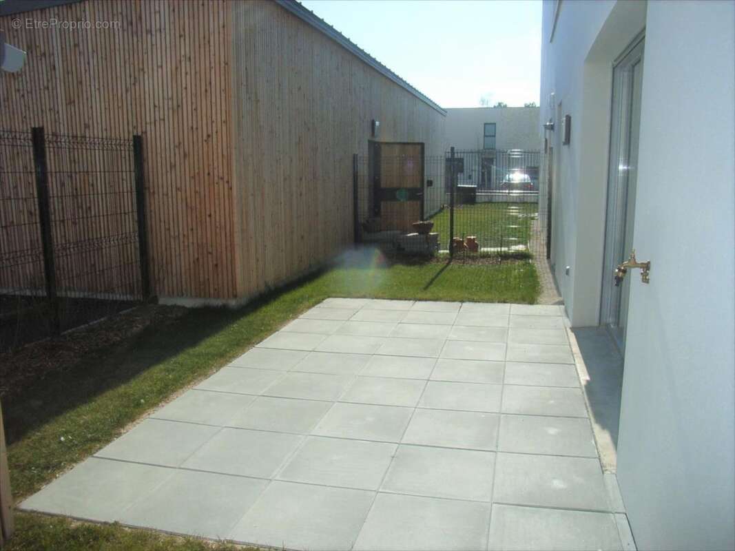 Appartement 52 m² à Bezannes  - photo 23