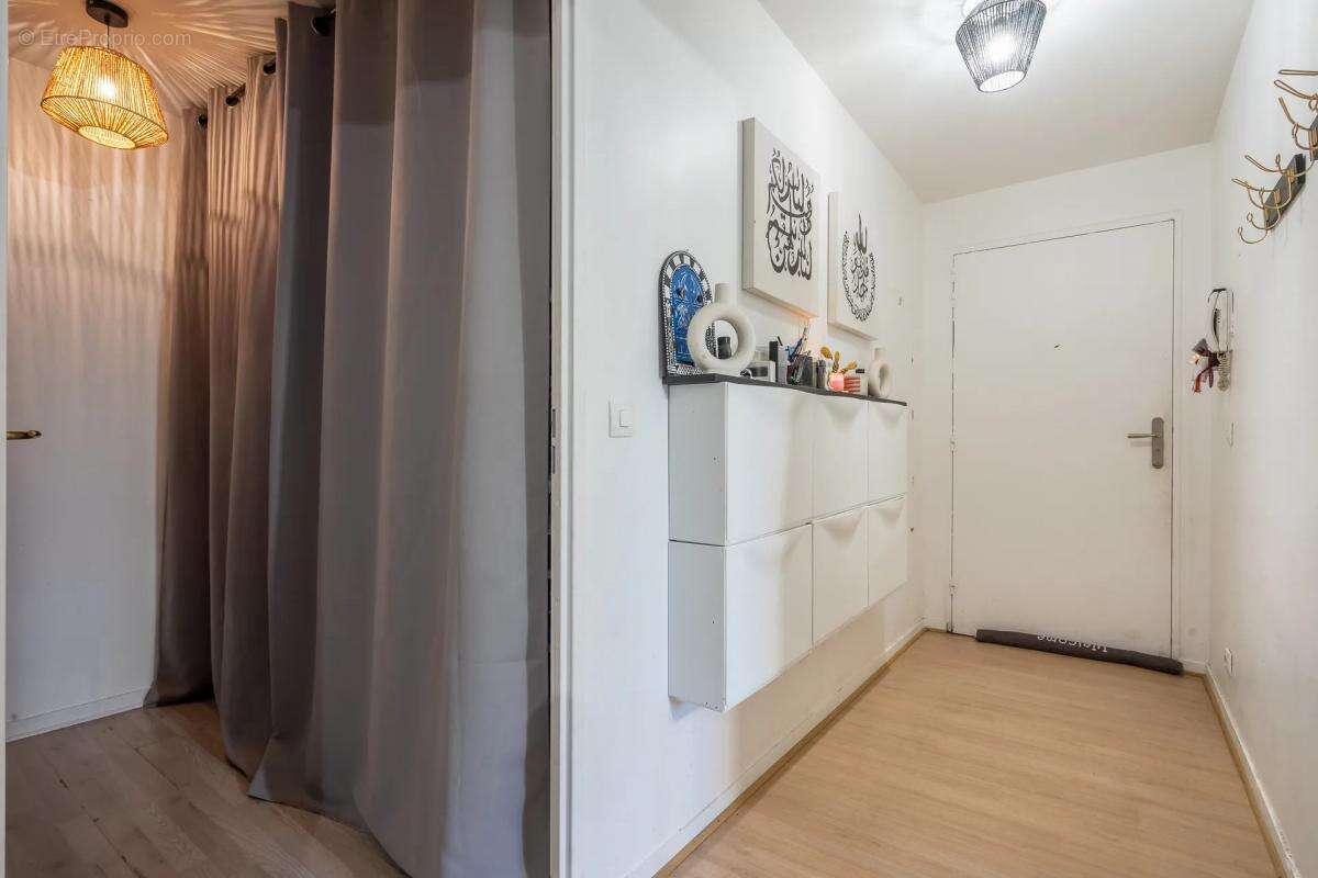 Appartement à ROSNY-SOUS-BOIS