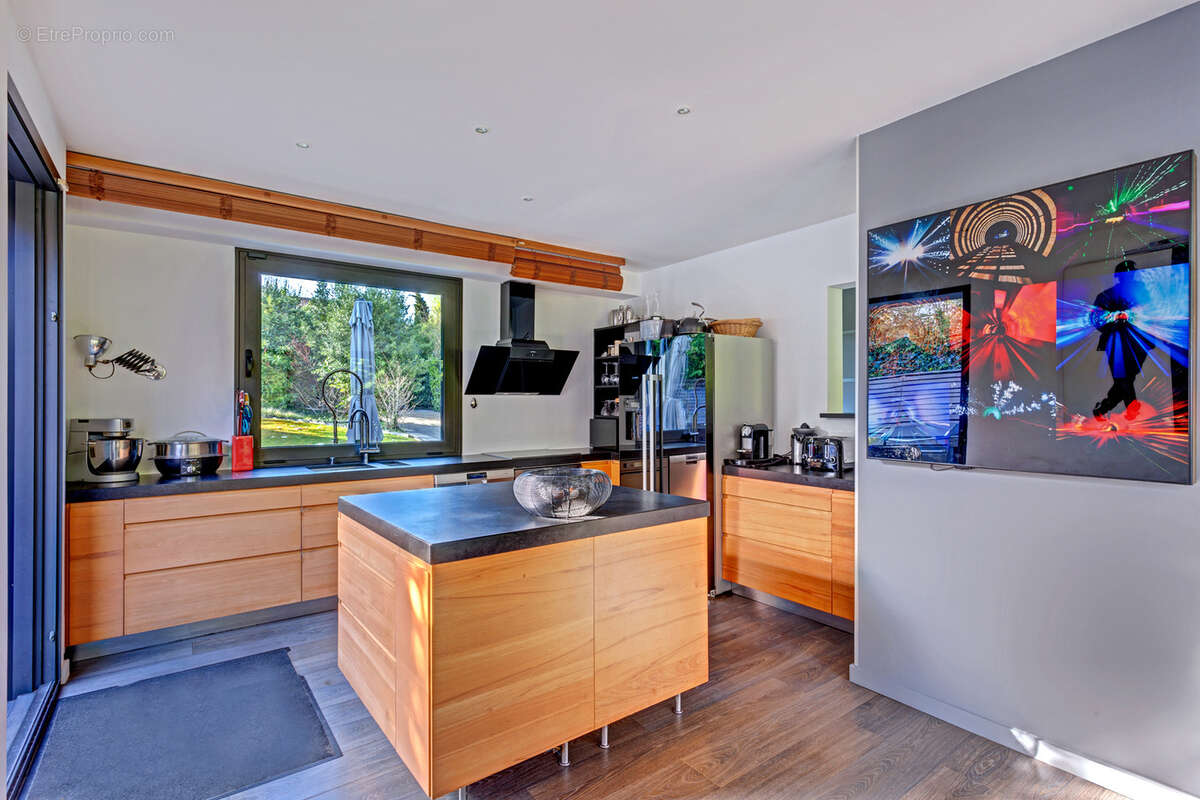 Maison à LA CELLE-SAINT-CLOUD