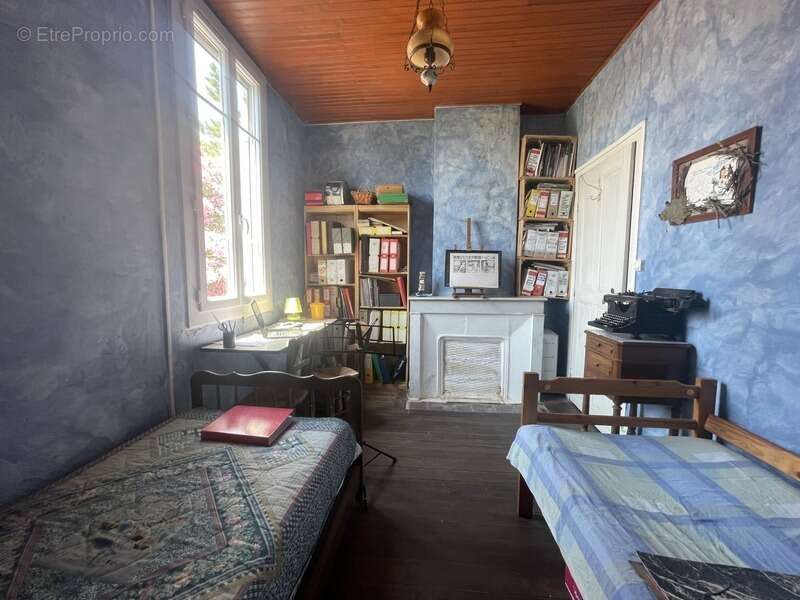 Maison en pierre de caractère au Sambuc – 3 chambres, terrasse et charme authentique en Camargue - photo 9