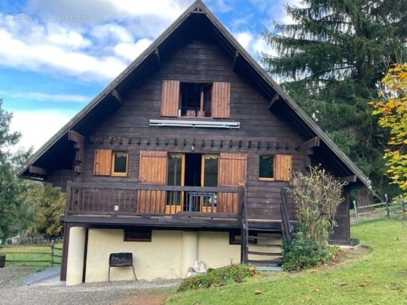 Maison à CAMPAN