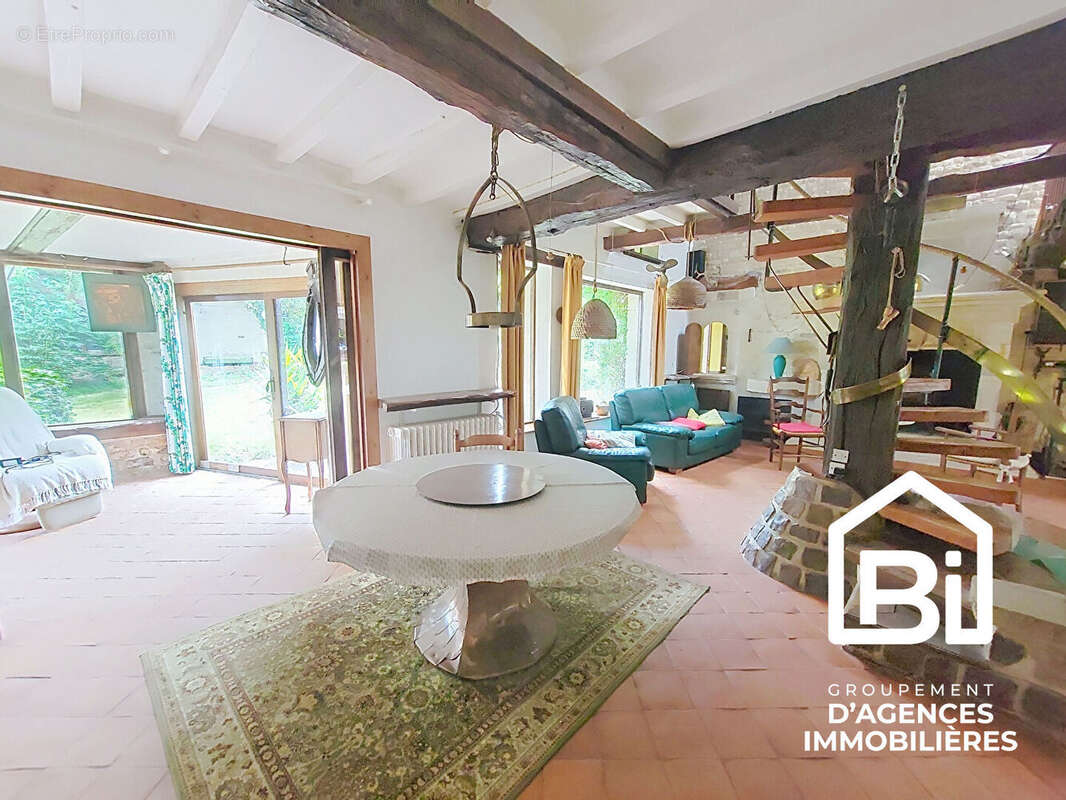 Maison à BRETTEVILLE-L'ORGUEILLEUSE