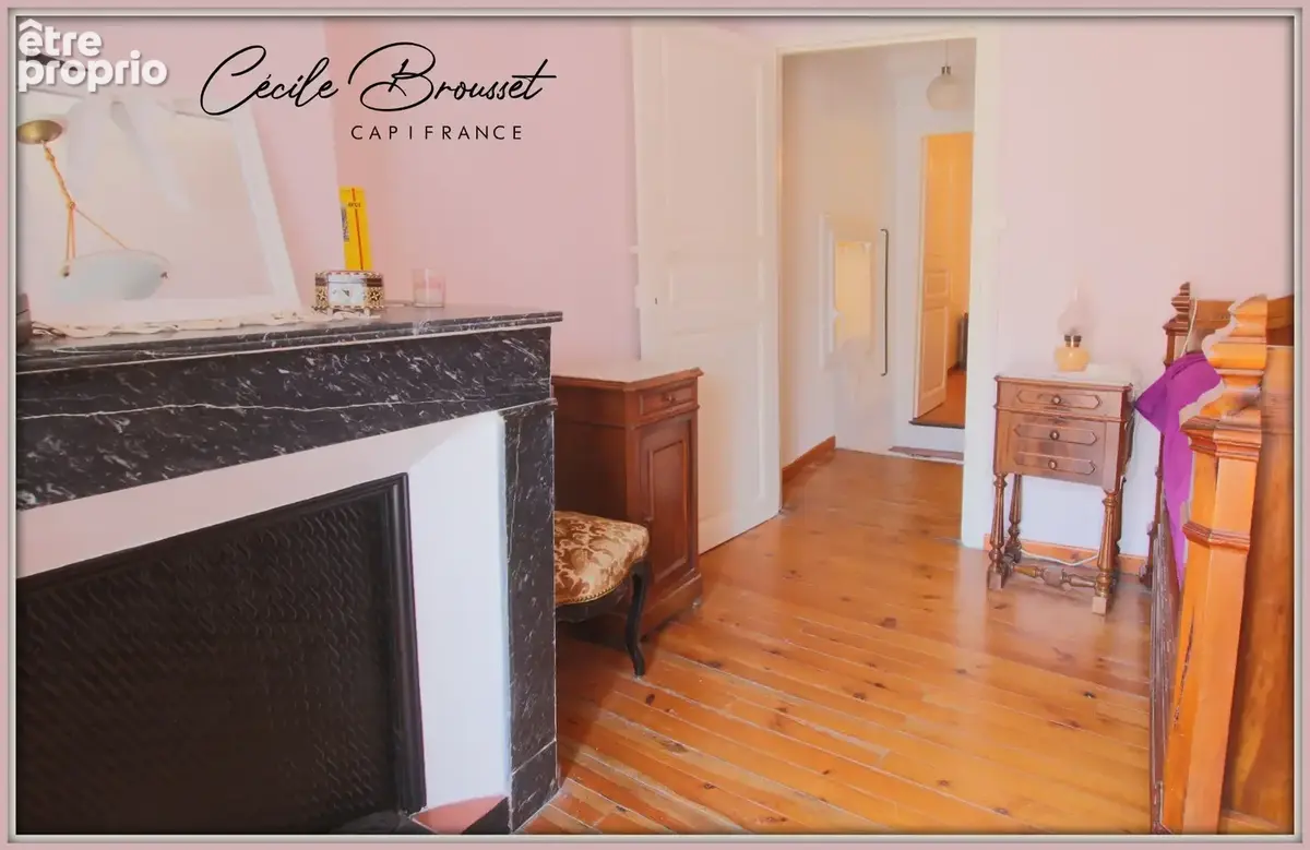 Maison de village rénovée à vendre 7 pièces SAINT LAURENT DE CERDANS (66) - photo 15