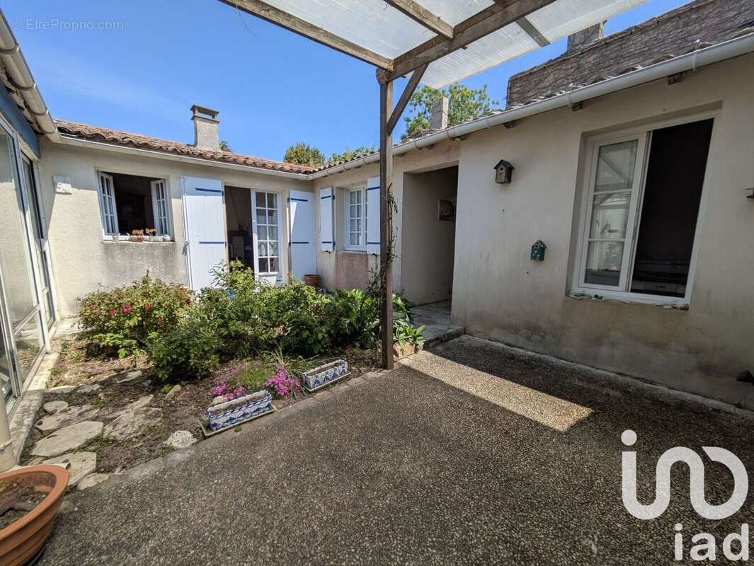 Photo 9 - Maison à SAINT-CLEMENT-DES-BALEINES