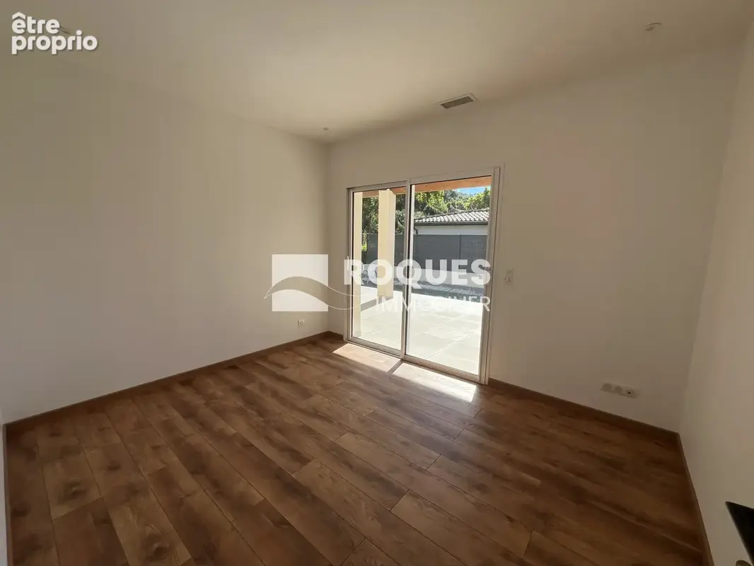 A vendre, villa contemporaine de 220m2 sur un terrain de 1306m2, Bédarieux - photo 28