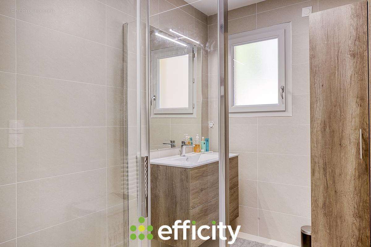 Appartement à TOUSSIEU