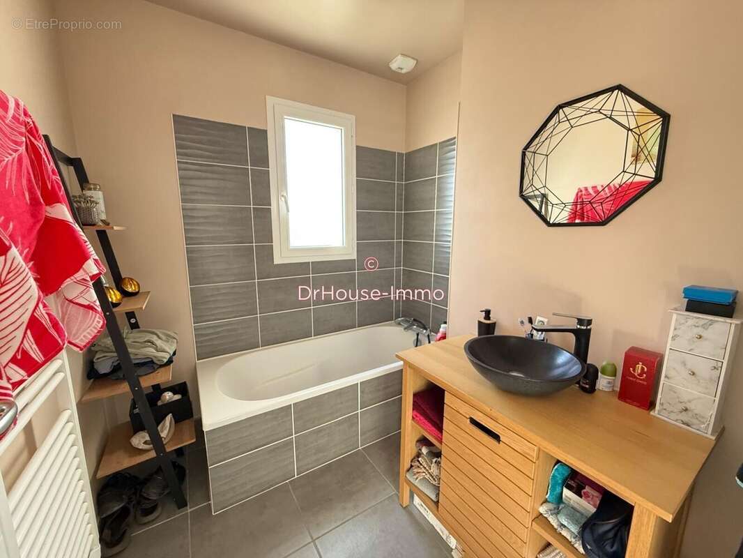 Maison à SAINT-SULPICE-ET-CAMEYRAC