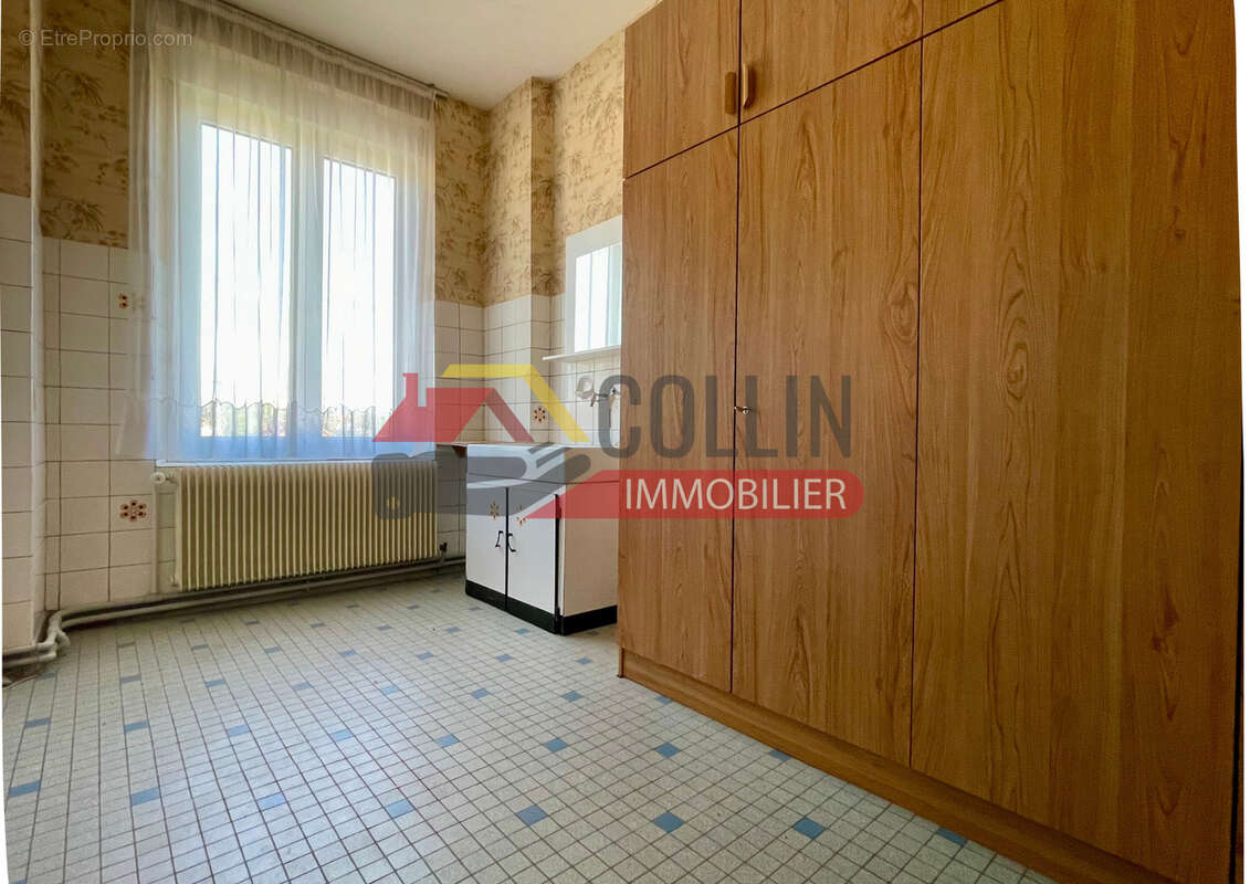 Maison à ROSIERES-AUX-SALINES