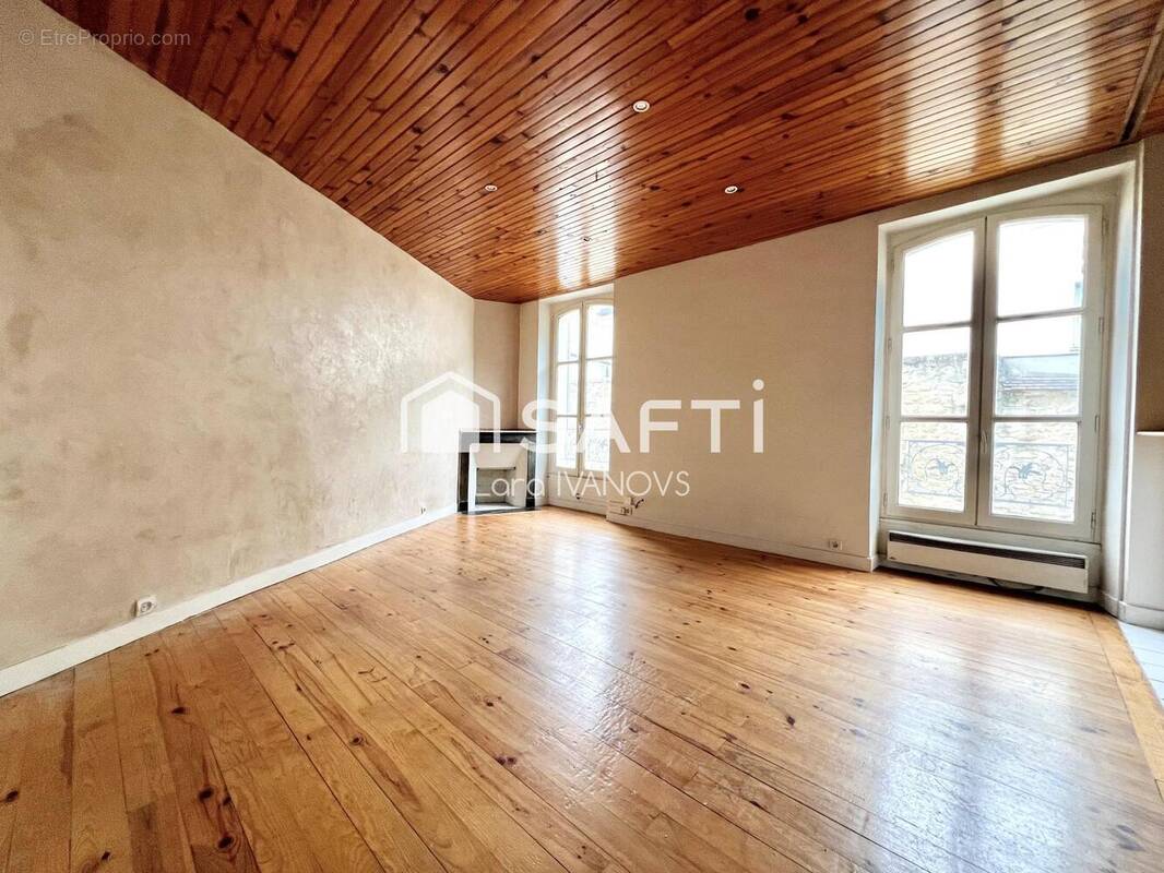Photo 1 - Appartement à SAINT-MAUR-DES-FOSSES