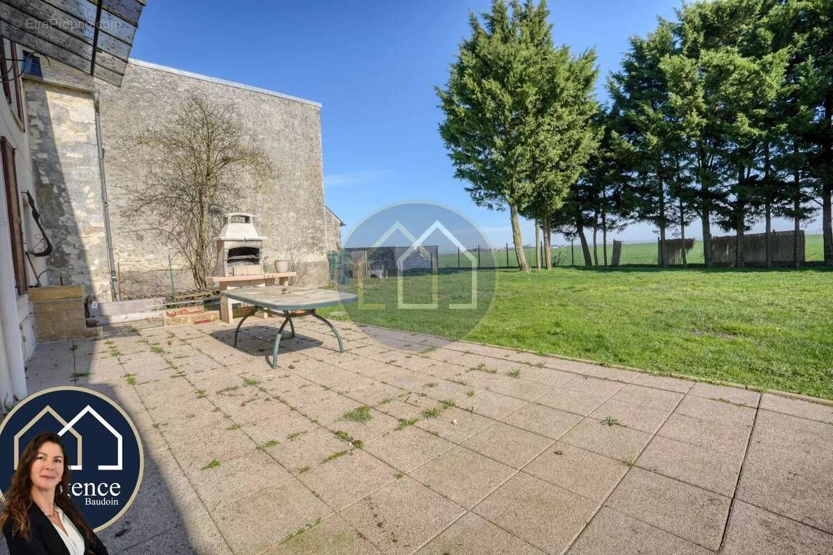 Maison à ABLIS