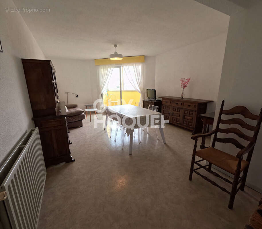 Appartement T3 de 72m² avec garage, cave et loggia - Perpignan ST MARTIN - photo 2