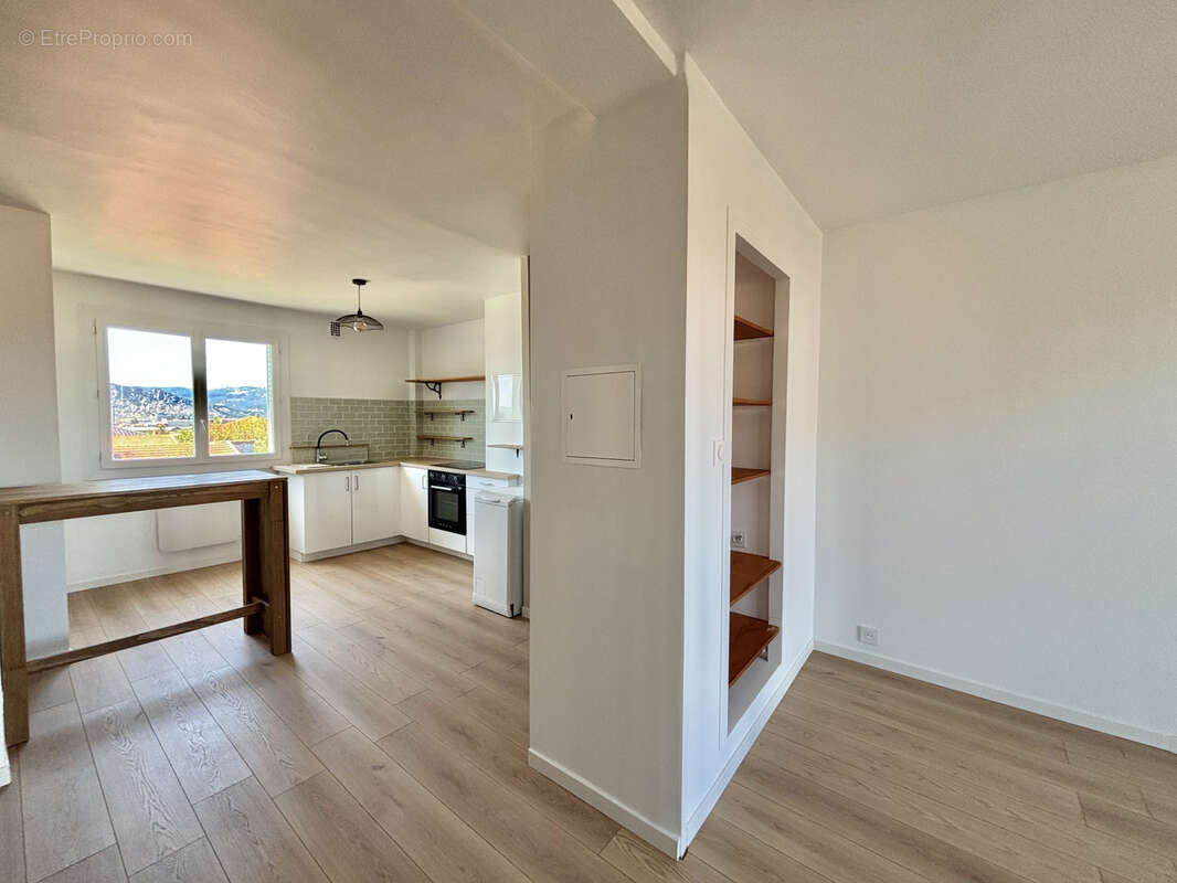 Petit charran   appartement t3 rénové   55 m2   balcon   vue sur crussol - photo 14