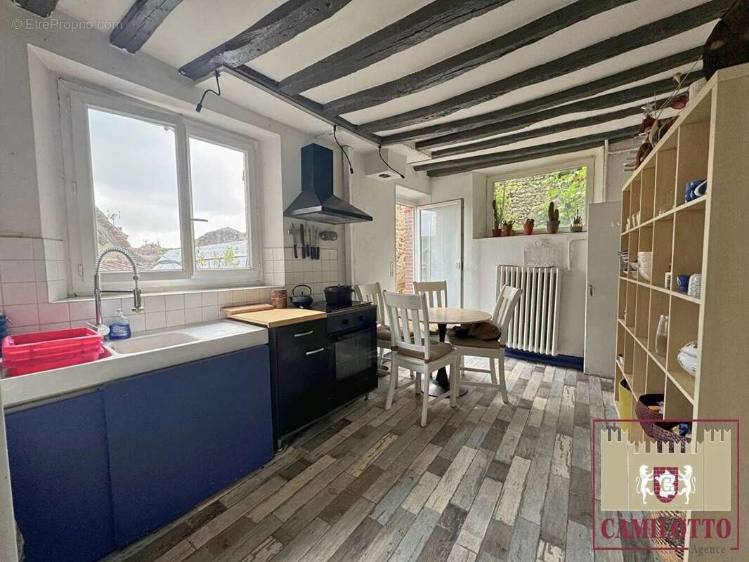 Maison à NOGENT-LE-ROI