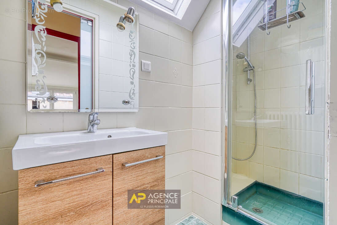 Maison à LE PLESSIS-ROBINSON