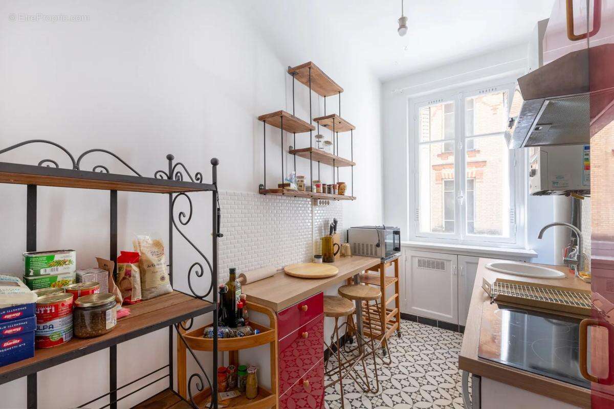 Appartement à PARIS-10E