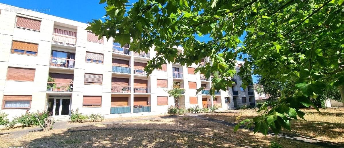 Appartement à MANTES-LA-JOLIE