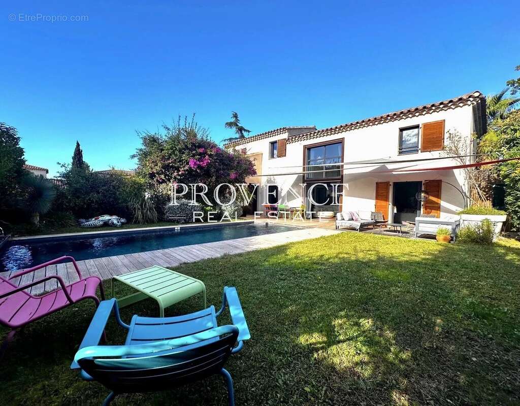 Maison à MARSEILLE-9E