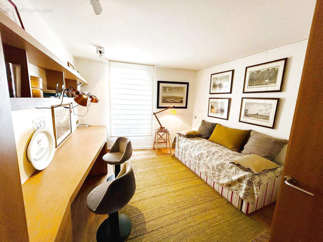 Appartement à MARSEILLE-7E