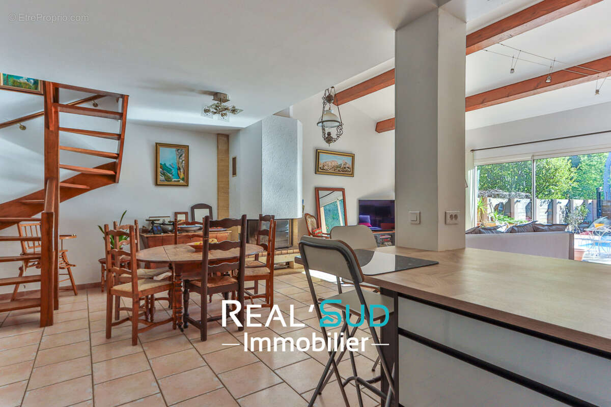 Maison à MARSEILLE-9E