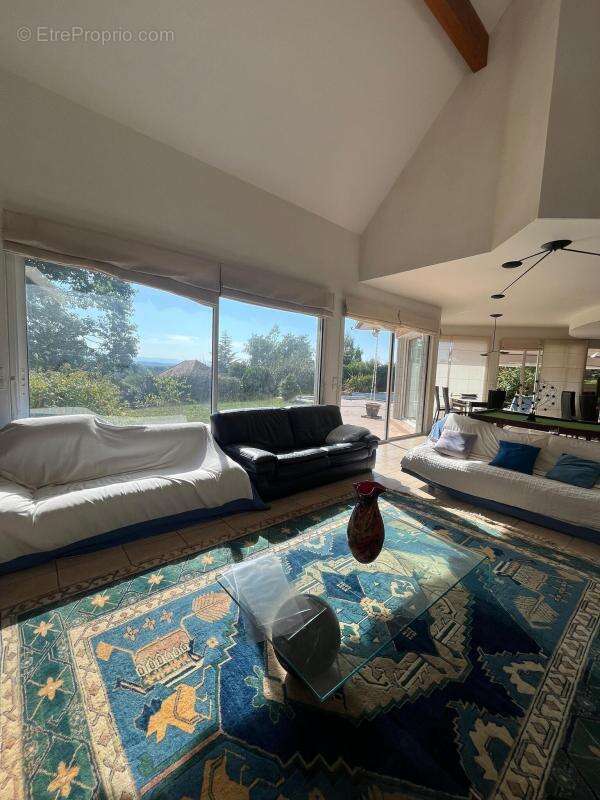 Maison à SERRES-MORLAAS