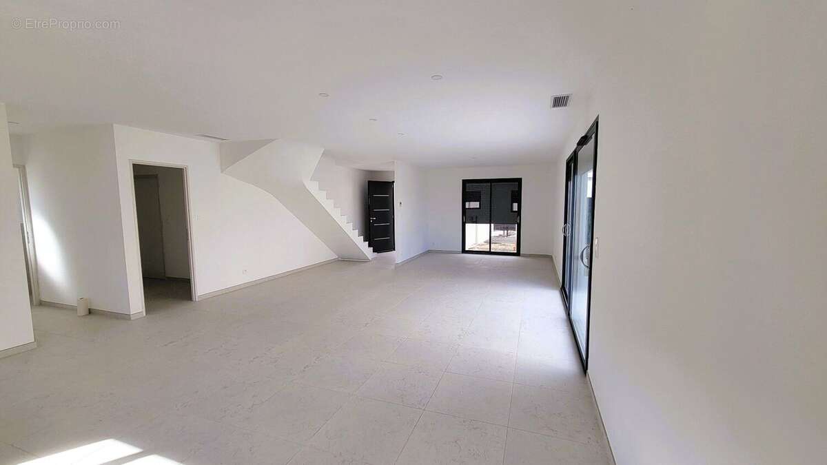 Photo 3 - Maison à NEZIGNAN-L'EVEQUE