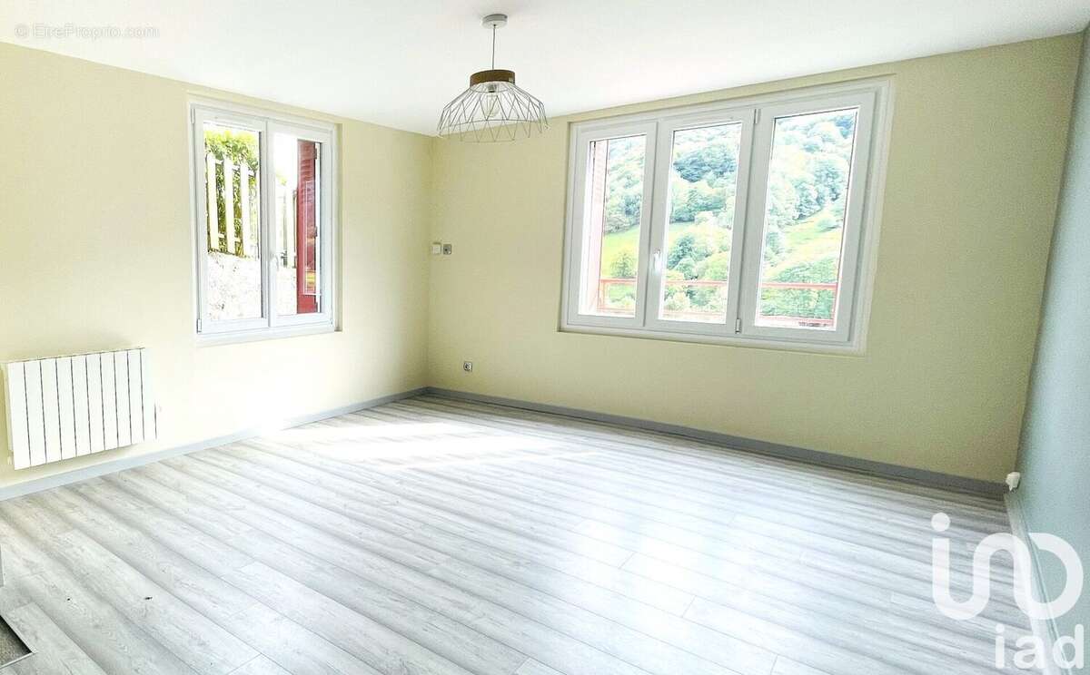 Photo 2 - Maison à SOST