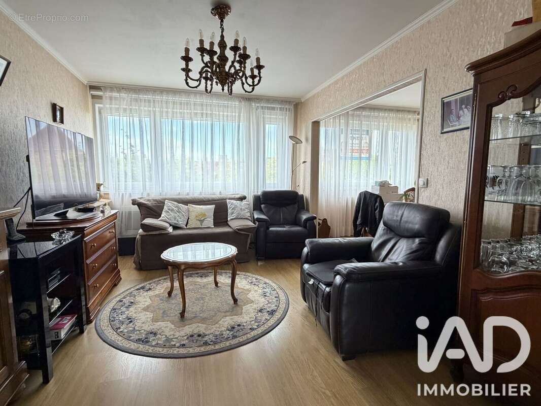Photo 2 - Appartement à MARCQ-EN-BAROEUL