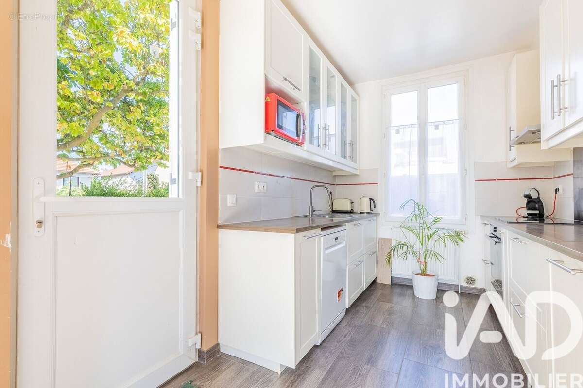 Photo 2 - Maison à SAVIGNY-SUR-ORGE