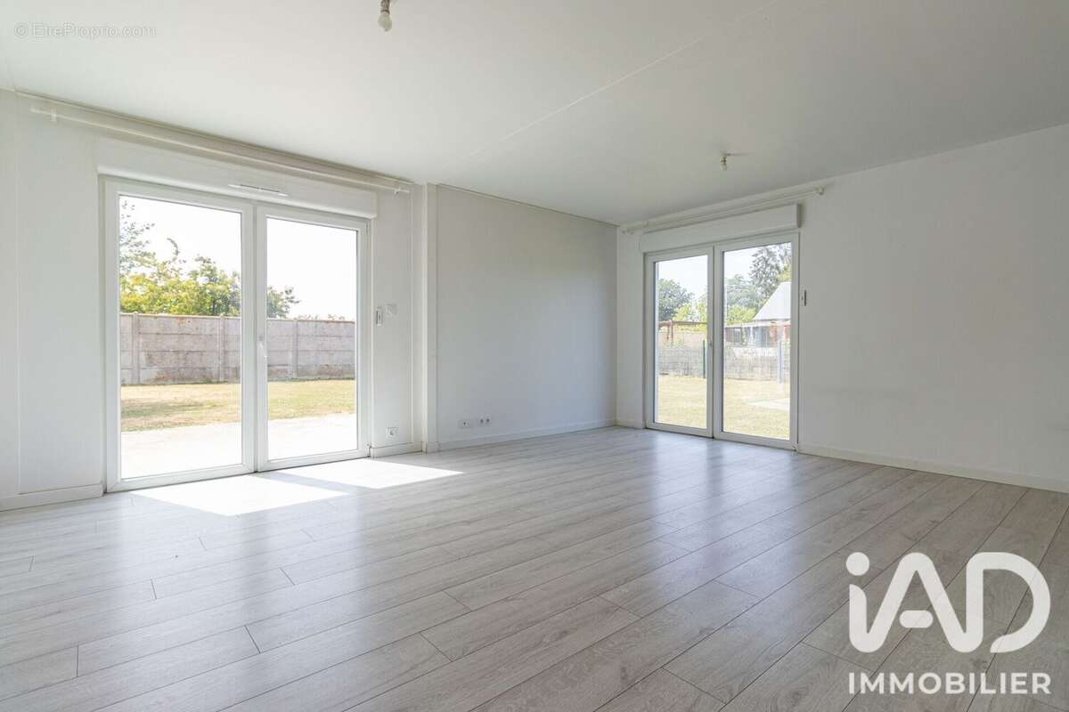 Maison 91 m² à Conches-En-Ouche  - photo 2