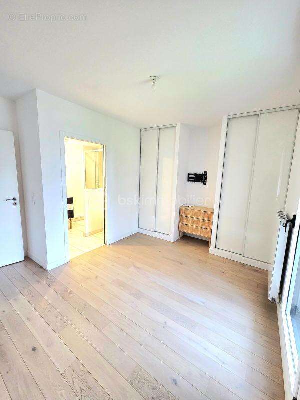 Appartement à RUEIL-MALMAISON