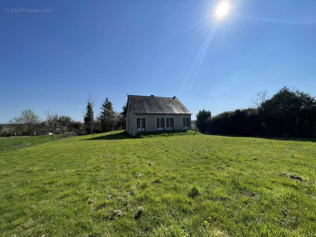 Maison à SOULAINES-SUR-AUBANCE