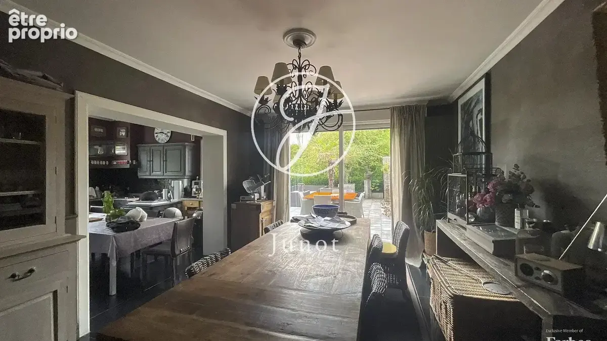 Wervicq-Sud - MONTAGNE - Maison - 6 pièces - 230 m² - 4 /5 chambres - Jardin - Garage - photo 5