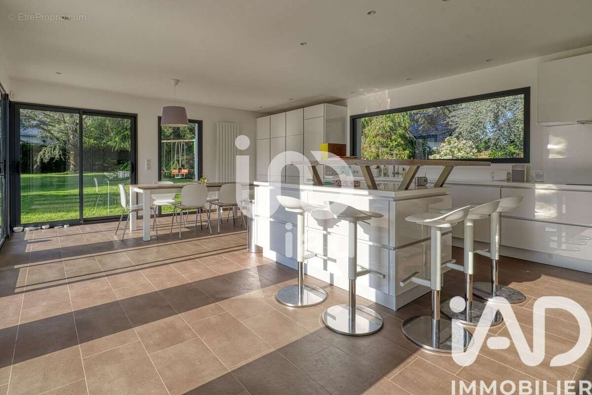 Photo 4 - Maison à BOULLAY-LES-TROUX