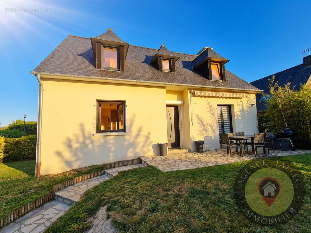 Maison à LA RICHARDAIS