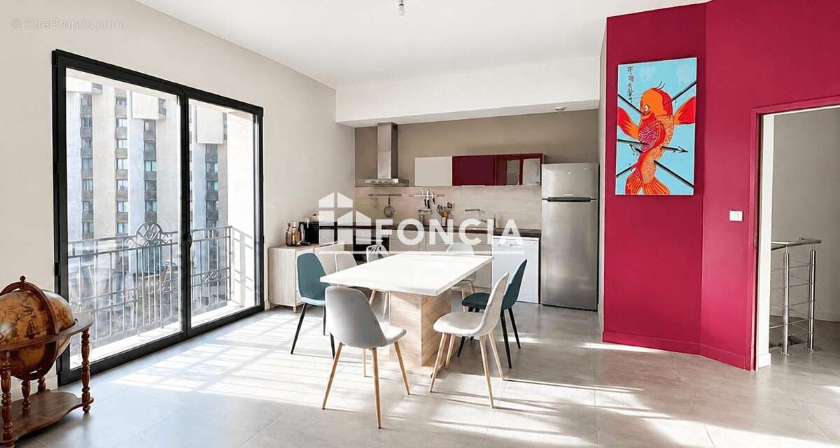 A vendre superbe duplex place de la comedie + stationnement + ascenseur + cave - photo 2