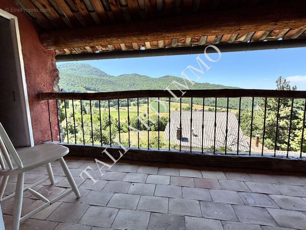 Venterol, maison 163 m2 + grages, caves et jardin. - photo 20