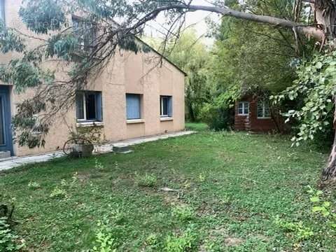 ENTREPOT AUCH 800 M2 plus maison 200 M2 - photo 5